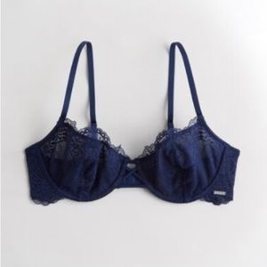 Gilly Hicks unlined balconette bra